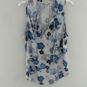 Loft blue floral sleeveless V-neck top sz XL EUC